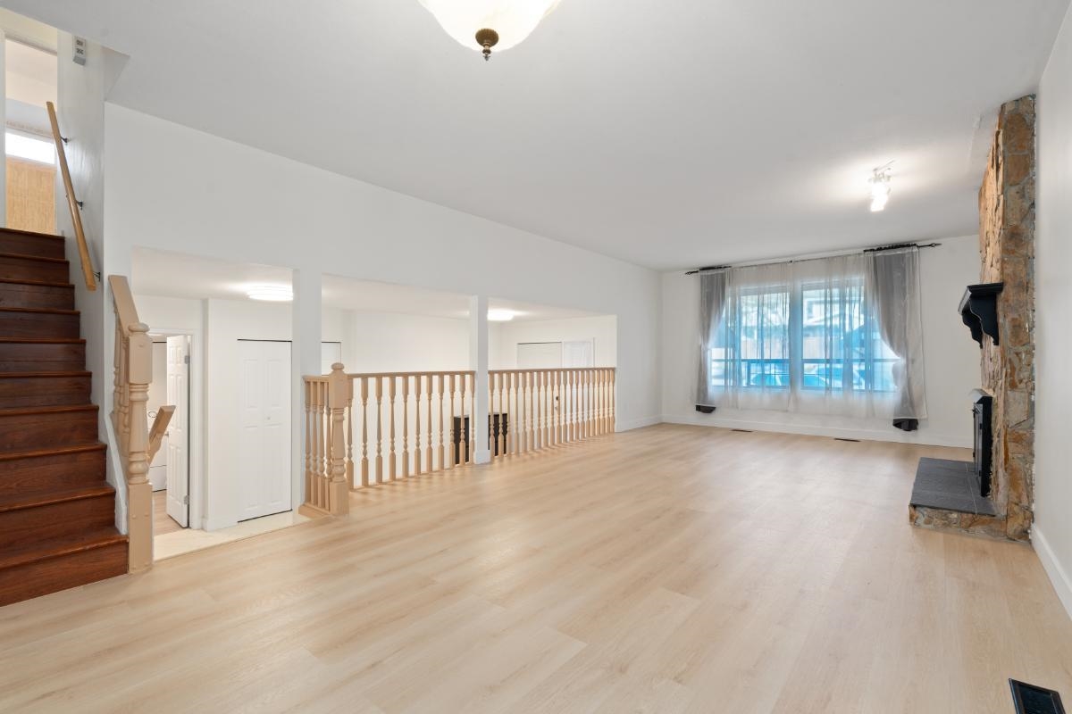 Family Room Photo of 13363 65a Avenue, Surrey, BC