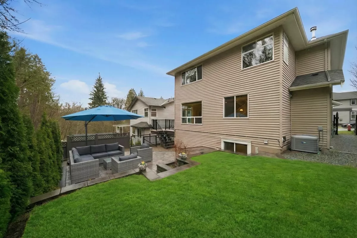 Bedroom 2 Photo of 10723 239 Street, Maple Ridge, BC