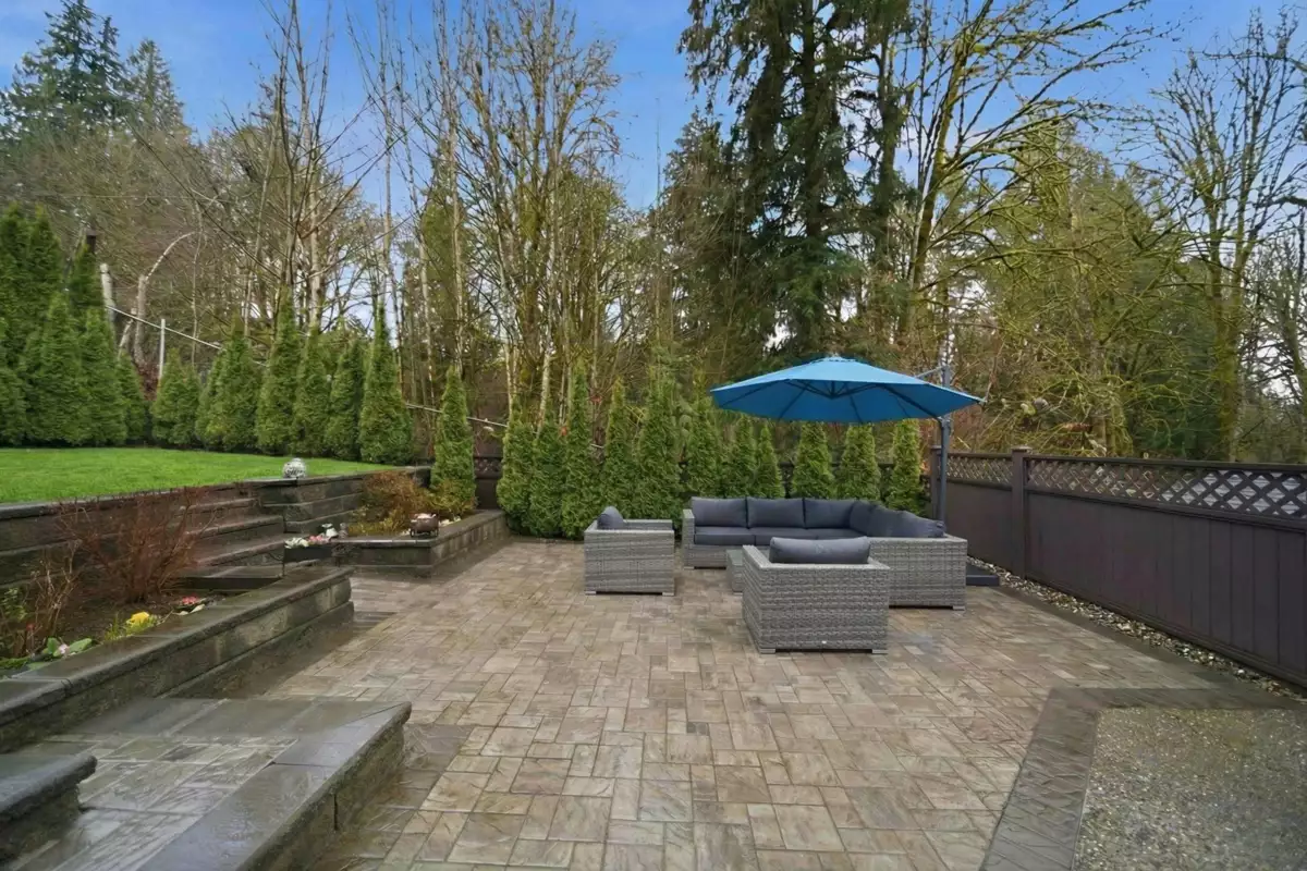 Outdoor Kitchen Photo of 10723 239 Street, Maple Ridge, BC