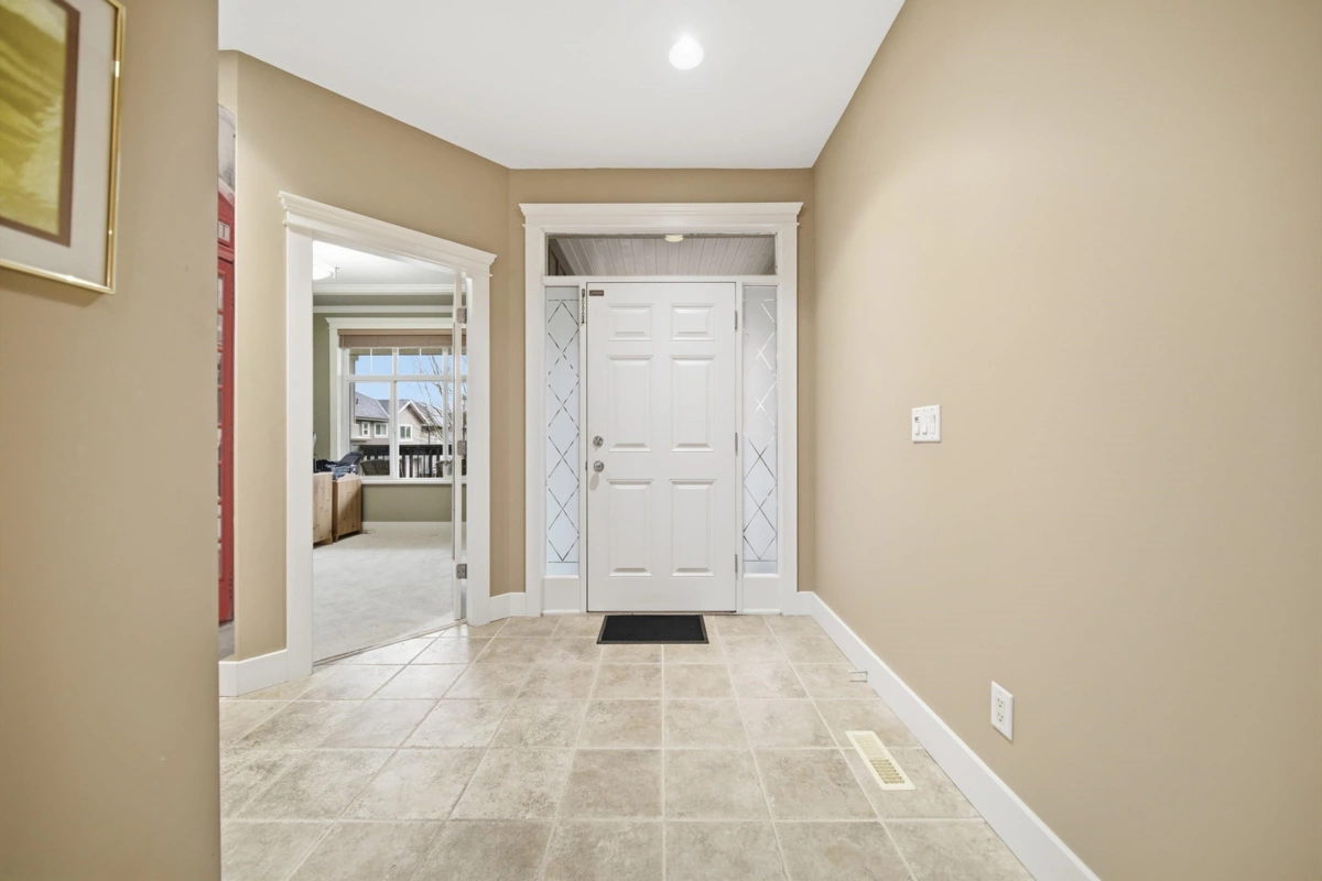 Primary Bathroom Photo of 10723 239 Street, Maple Ridge, BC