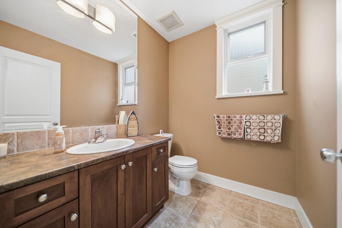 Staircase Photo of 10723 239 Street, Maple Ridge, BC