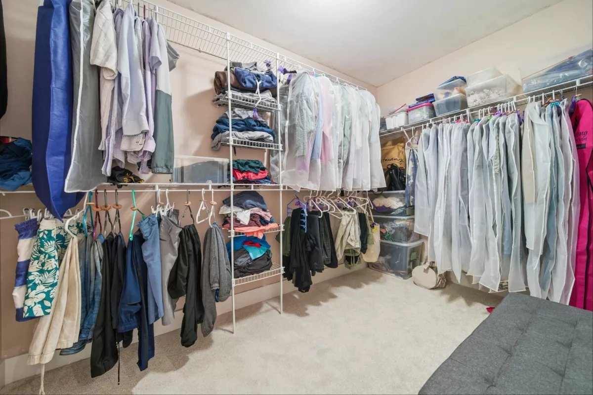 Swimming Pool Photo of 10723 239 Street, Maple Ridge, BC