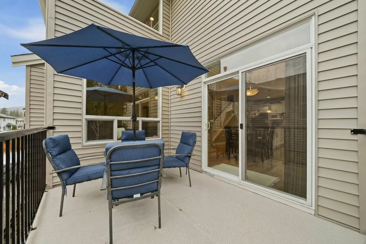 Walk-In Closet Photo of 10723 239 Street, Maple Ridge, BC