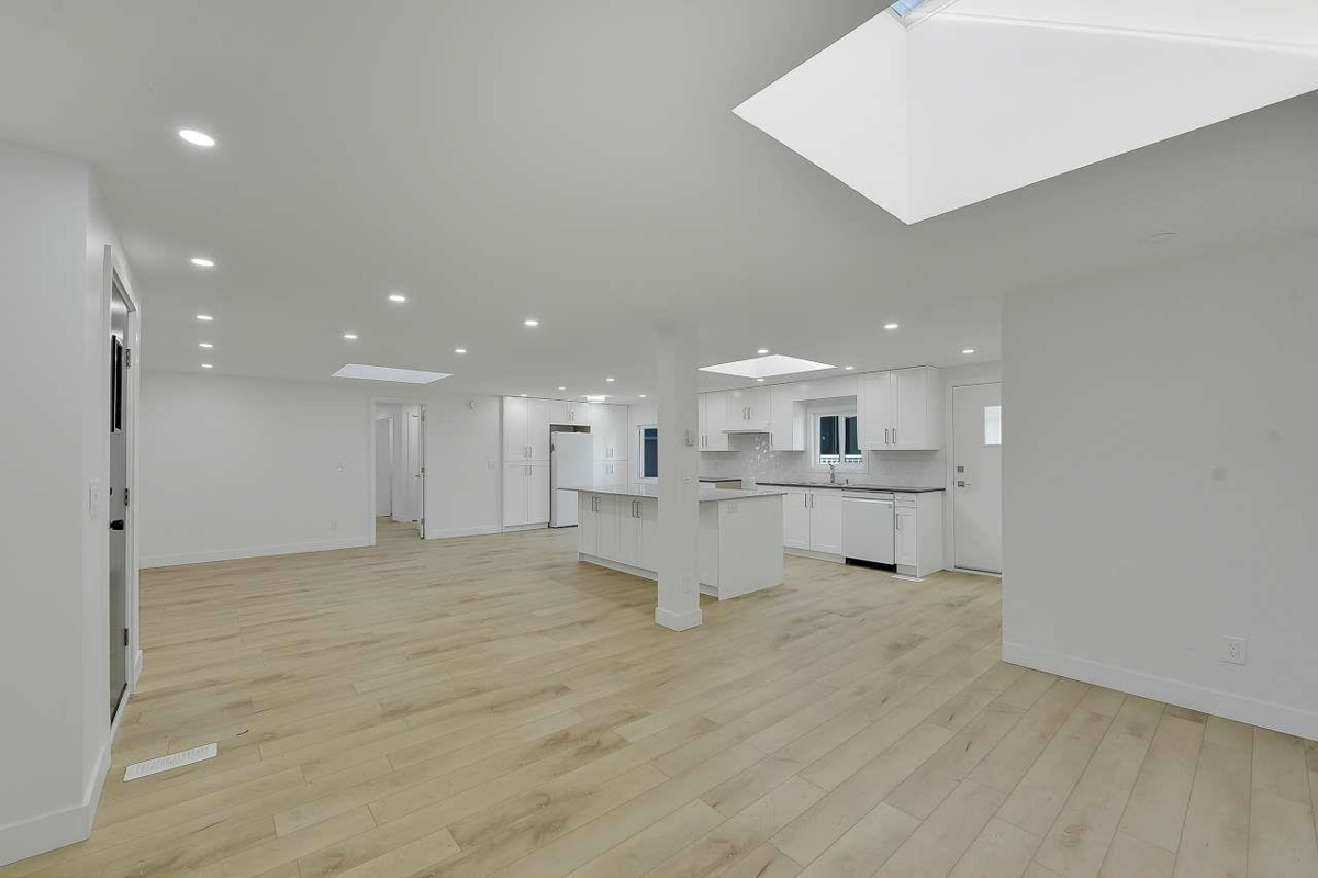 Bedroom 4 Photo of 339 1840 160 Street, Surrey, BC