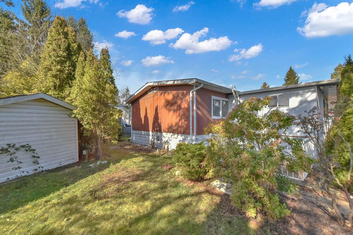 Dining Area Photo of 339 1840 160 Street, Surrey, BC