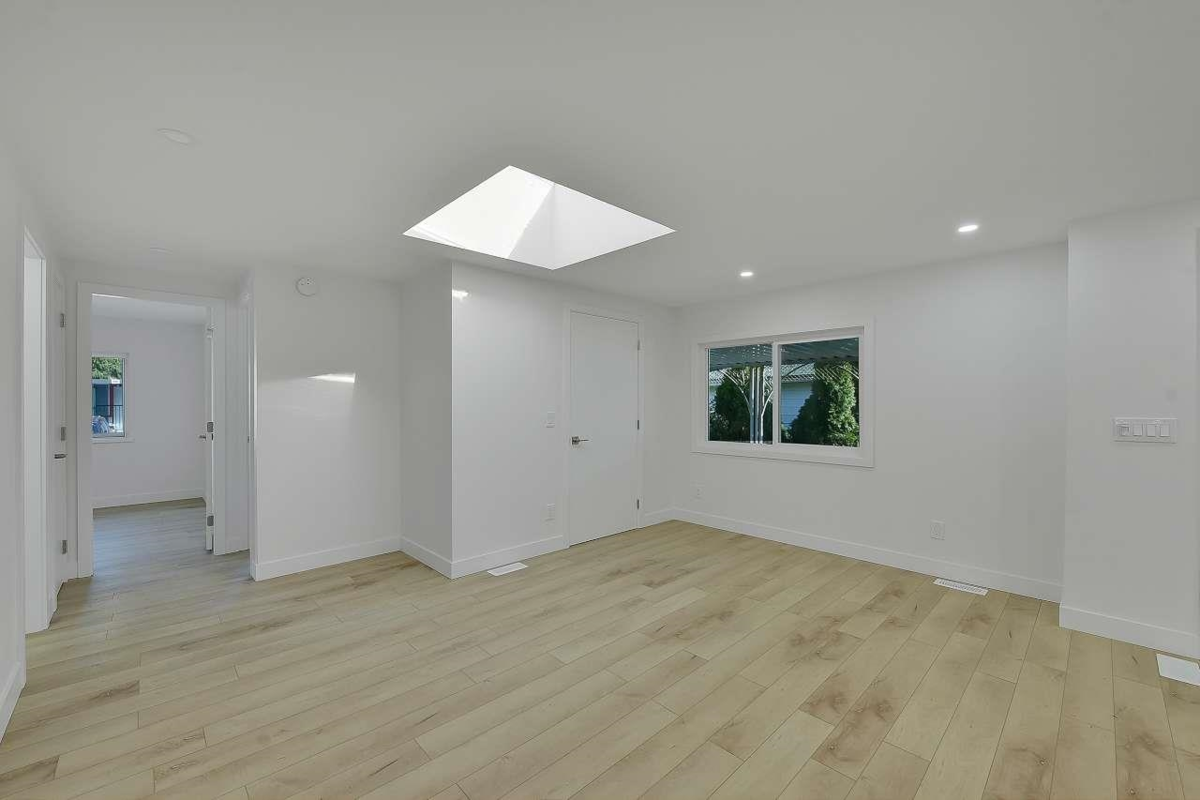 Office / Den Photo of 339 1840 160 Street, Surrey, BC