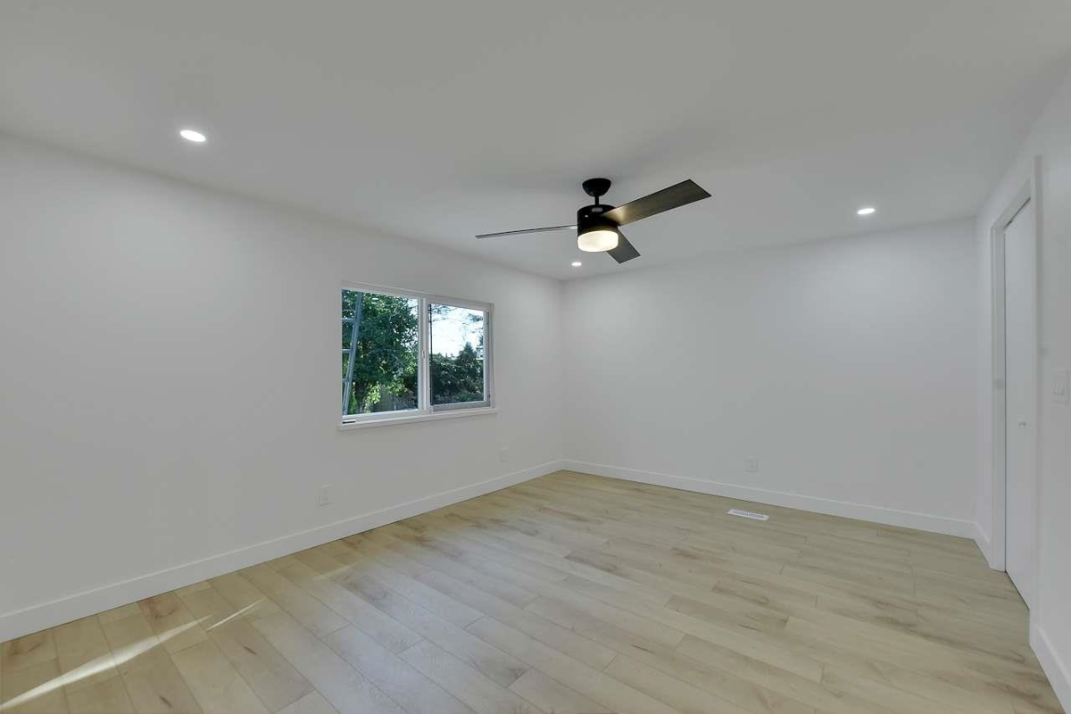 Staircase Photo of 339 1840 160 Street, Surrey, BC