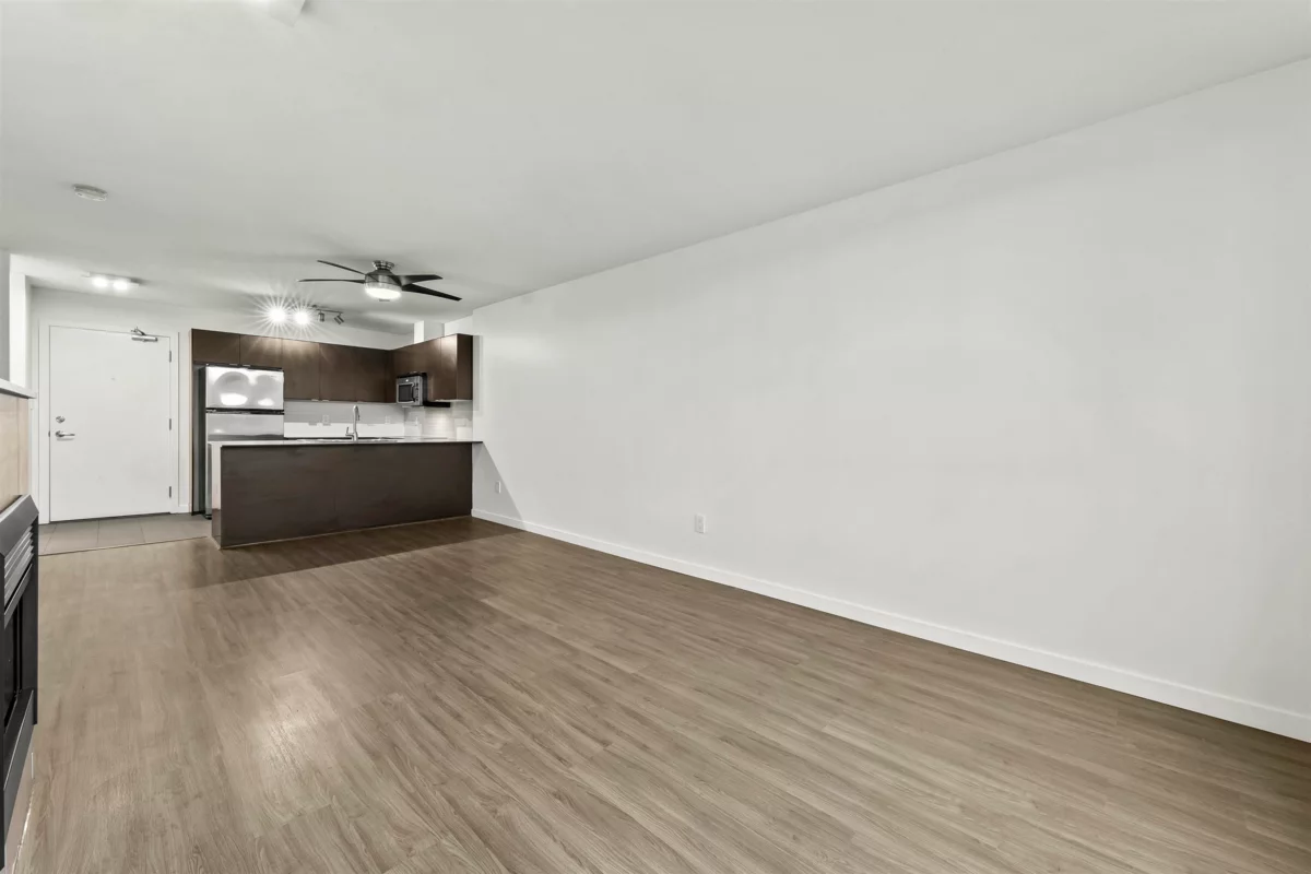 Guest Bathroom Photo of 903 4182 Dawson Street, Burnaby, BC