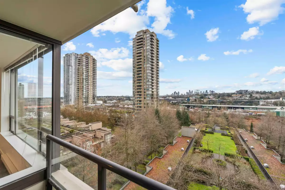 Laundry Room Photo of 903 4182 Dawson Street, Burnaby, BC
