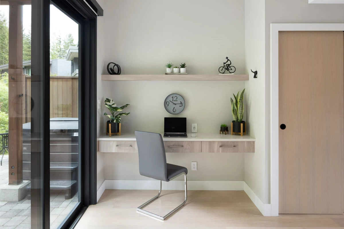 Kitchen Island Photo of 8 1350 Cloudburst Drive, Whistler, BC