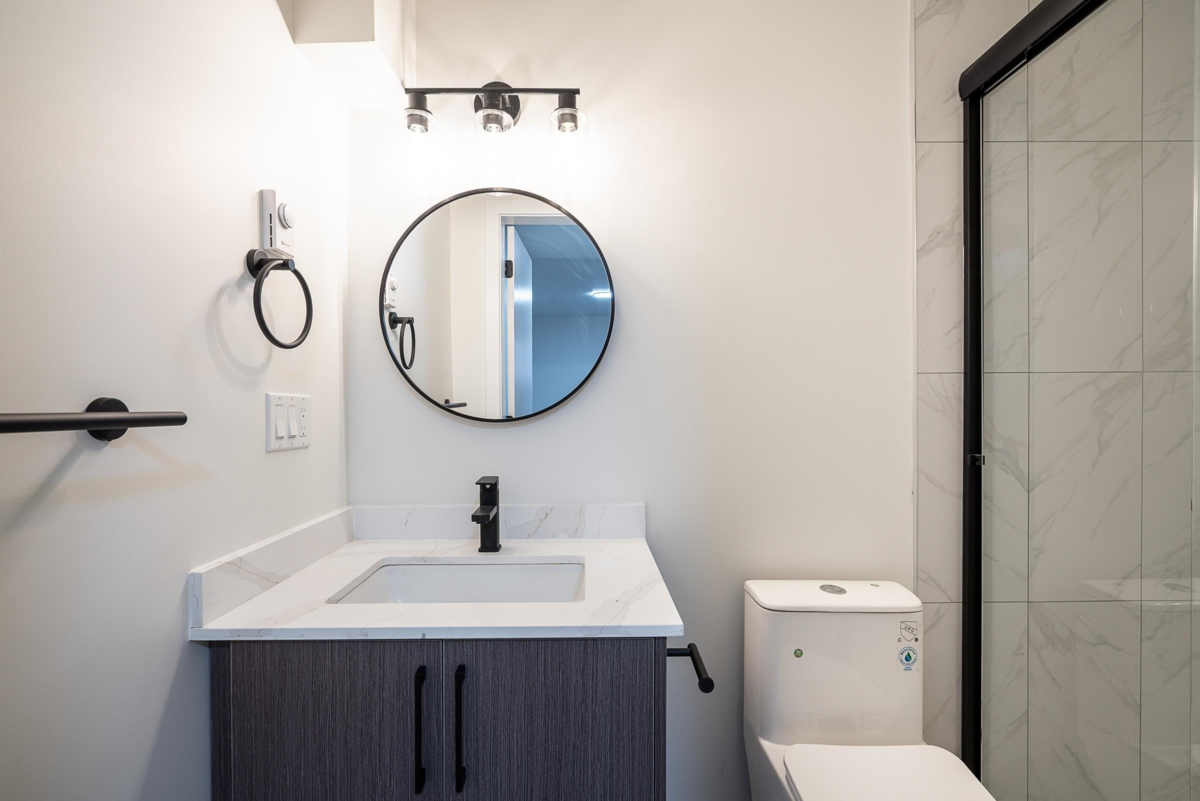 Swimming Pool Photo of 3640 Old Clayburn Road, Abbotsford, BC