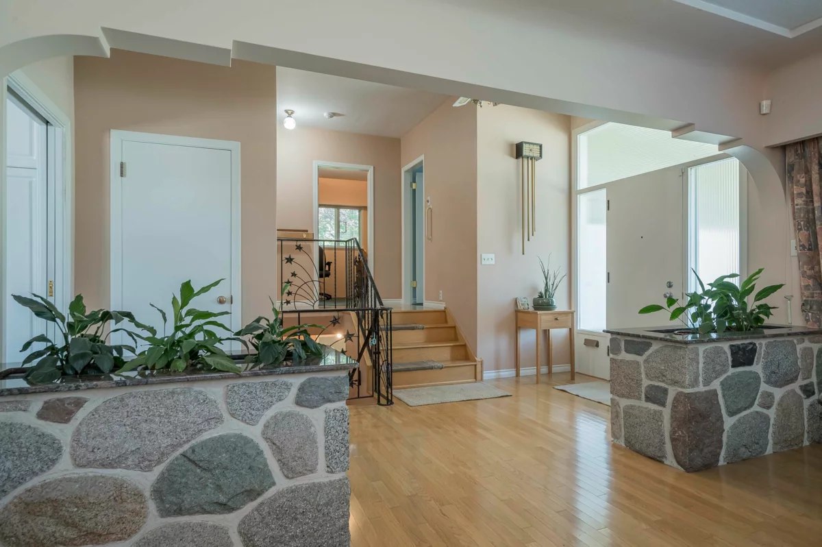 Family Room Photo of 541 Cochrane Avenue, Coquitlam, BC