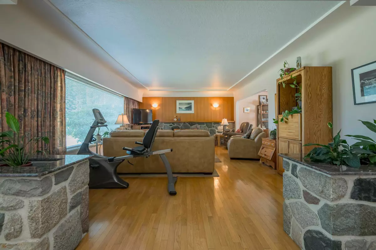 Kitchen Photo of 541 Cochrane Avenue, Coquitlam, BC
