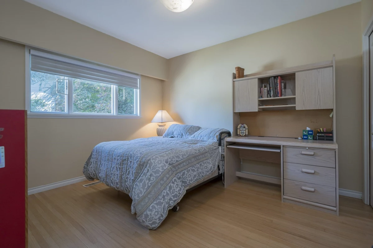 Office / Den Photo of 541 Cochrane Avenue, Coquitlam, BC