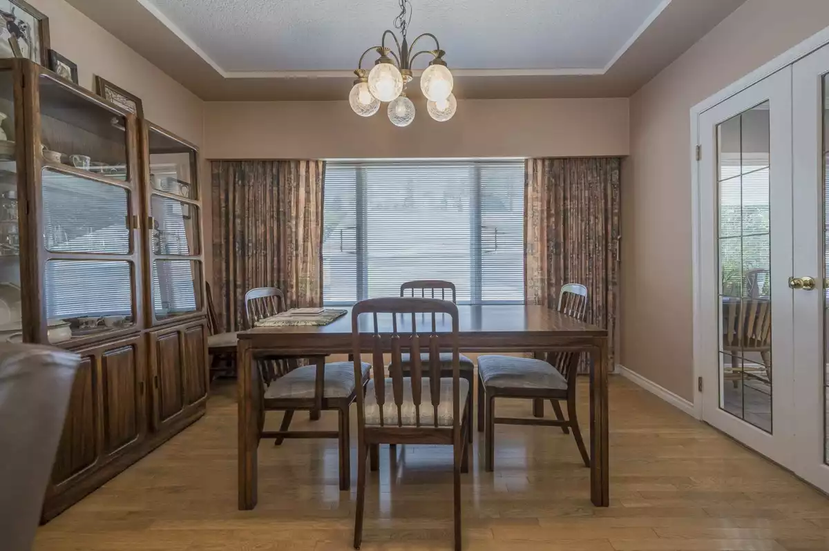 Primary Bathroom Photo of 541 Cochrane Avenue, Coquitlam, BC