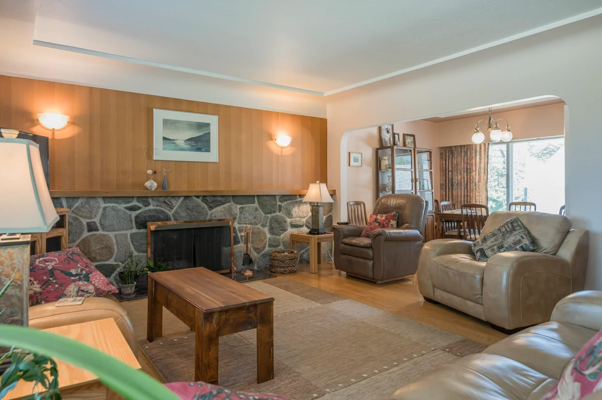 Primary Bedroom Photo of 541 Cochrane Avenue, Coquitlam, BC