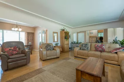 Breakfast Nook Photo of 541 Cochrane Avenue, Coquitlam, BC