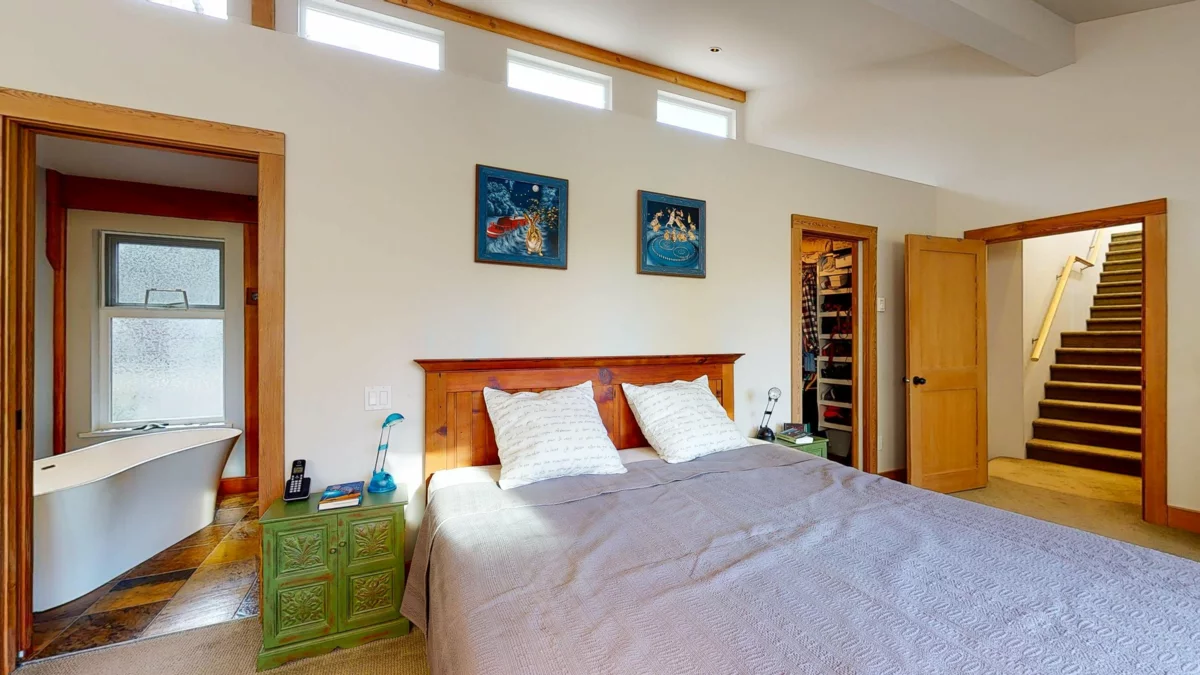 Bedroom 4 Photo of 12899 Sunshine Coast Highway, Madeira Park, BC