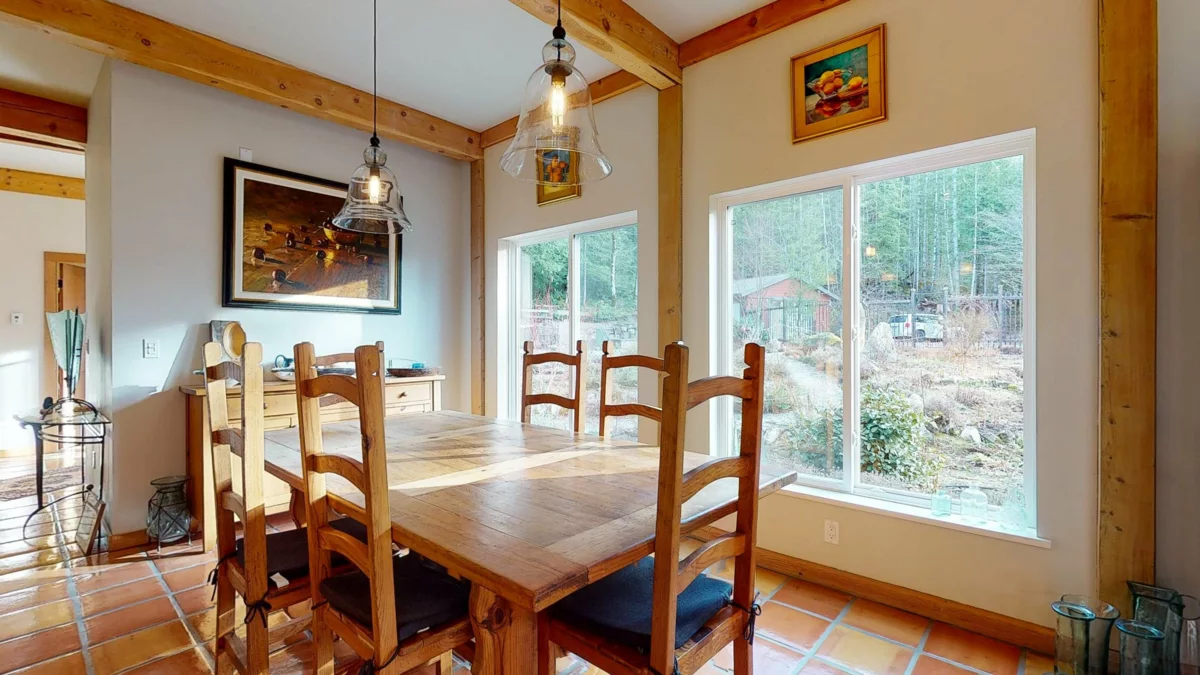 Dining Area Photo of 12899 Sunshine Coast Highway, Madeira Park, BC