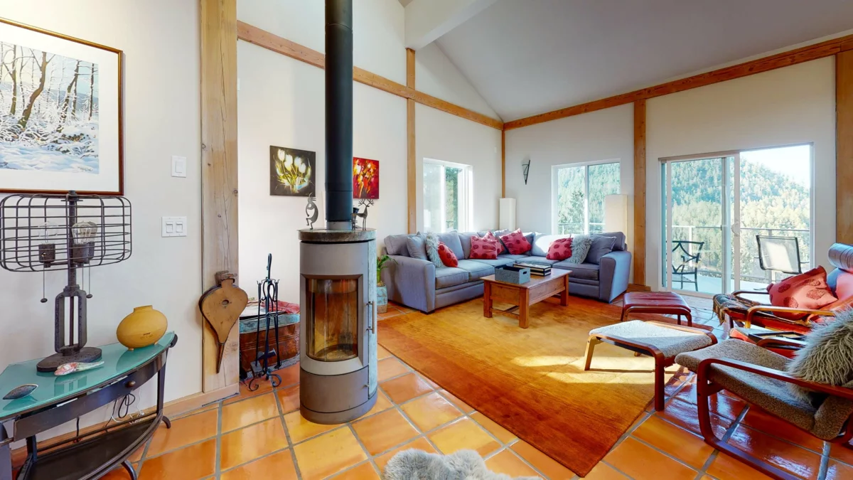 Primary Bedroom Photo of 12899 Sunshine Coast Highway, Madeira Park, BC