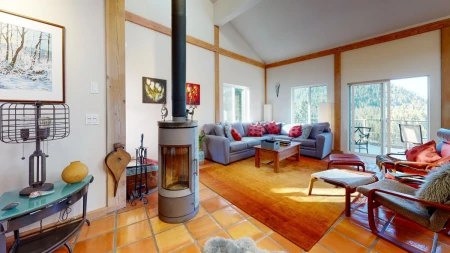 Primary Bedroom Photo of 12899 Sunshine Coast Highway, Madeira Park, BC