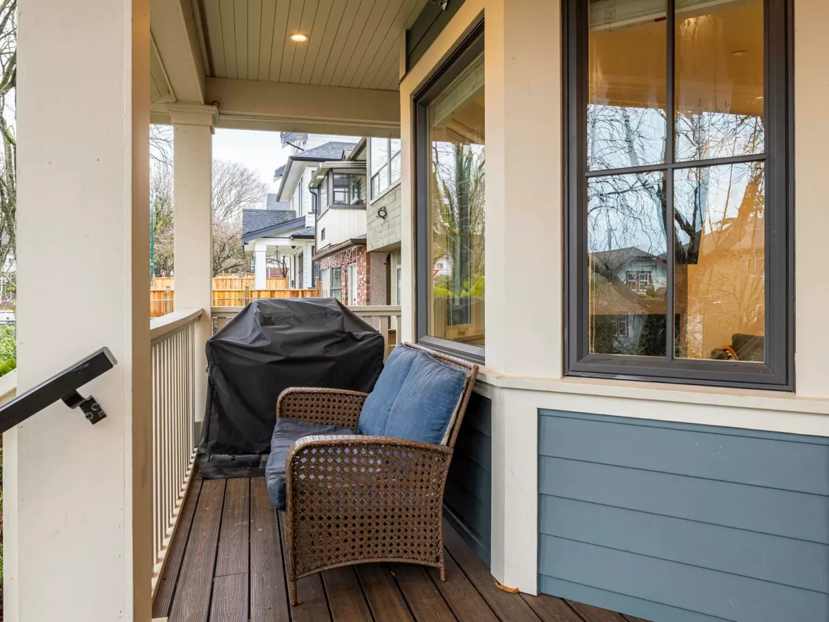 Dining Area Photo of 554 E 10th Avenue, Vancouver, BC
