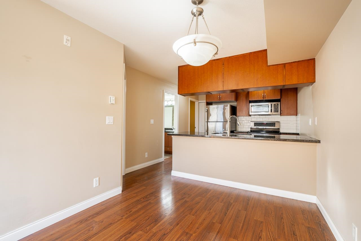 Bedroom 3 Photo of 219 5516 198 Street, Langley, BC