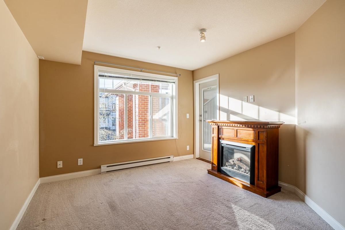 Kitchen Island Photo of 219 5516 198 Street, Langley, BC