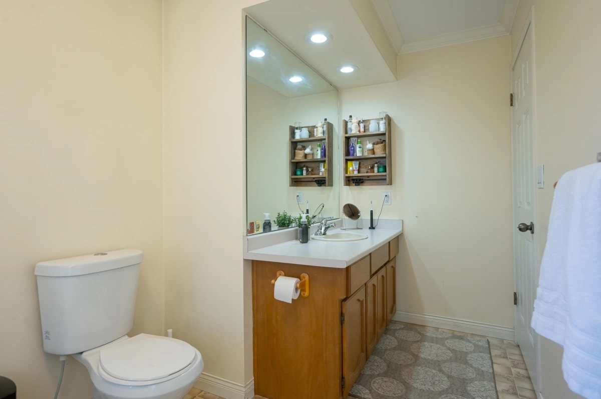 Garden / Landscaping Photo of 5532 181a Street, Surrey, BC