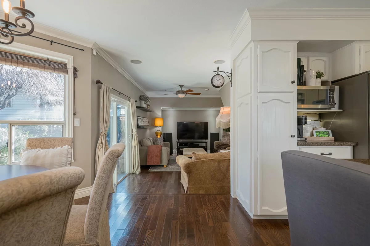 Guest Bathroom Photo of 5532 181a Street, Surrey, BC