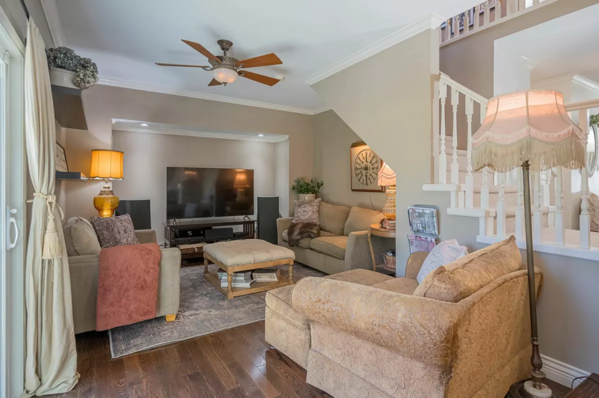 Powder Room Photo of 5532 181a Street, Surrey, BC