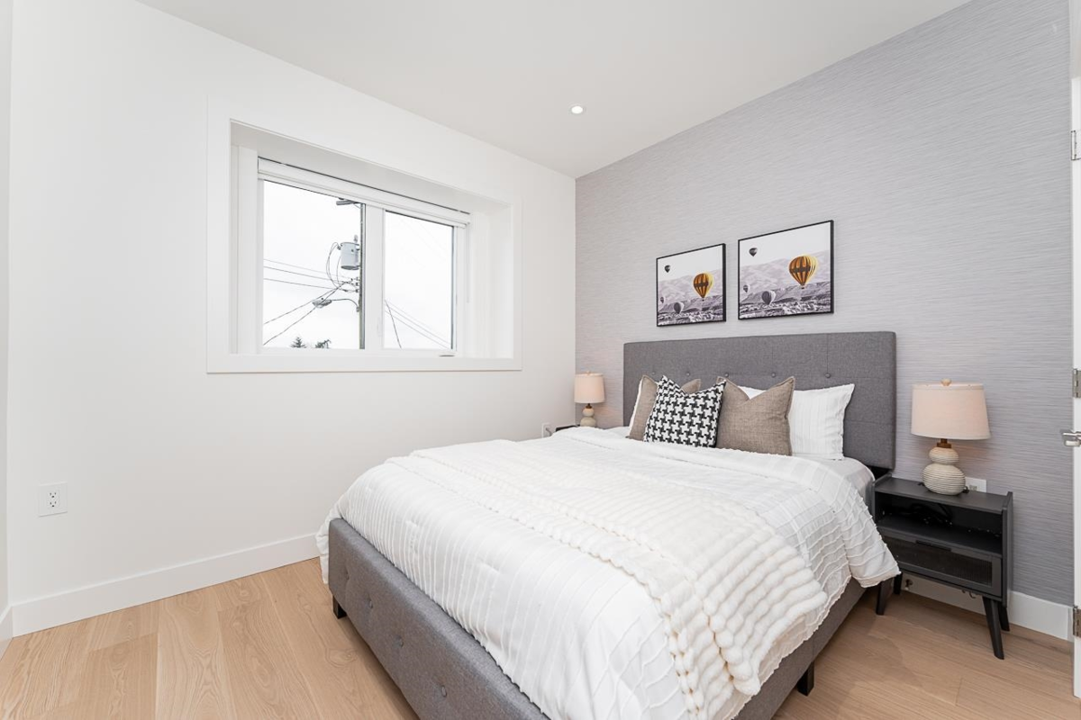 Bedroom 4 Photo of 2 2837 Oliver Crescent, Vancouver, BC