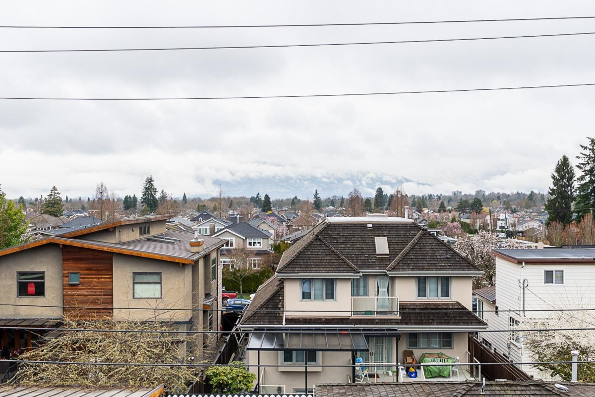 Garden / Landscaping Photo of 2 2837 Oliver Crescent, Vancouver, BC