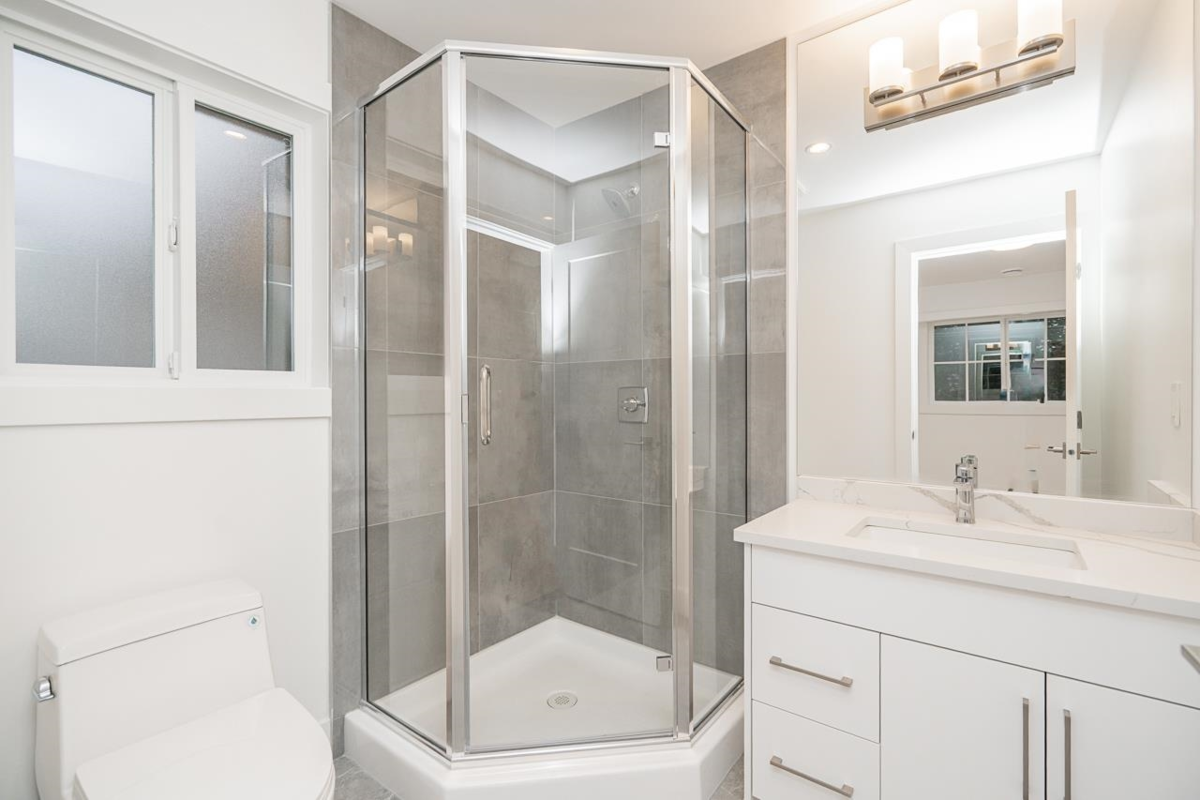 Laundry Room Photo of 5481 7 Avenue, Delta, BC