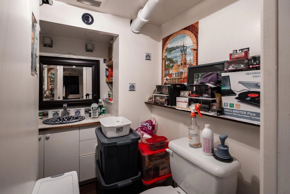 Laundry Room Photo of 228 E 26th Avenue, Vancouver, BC