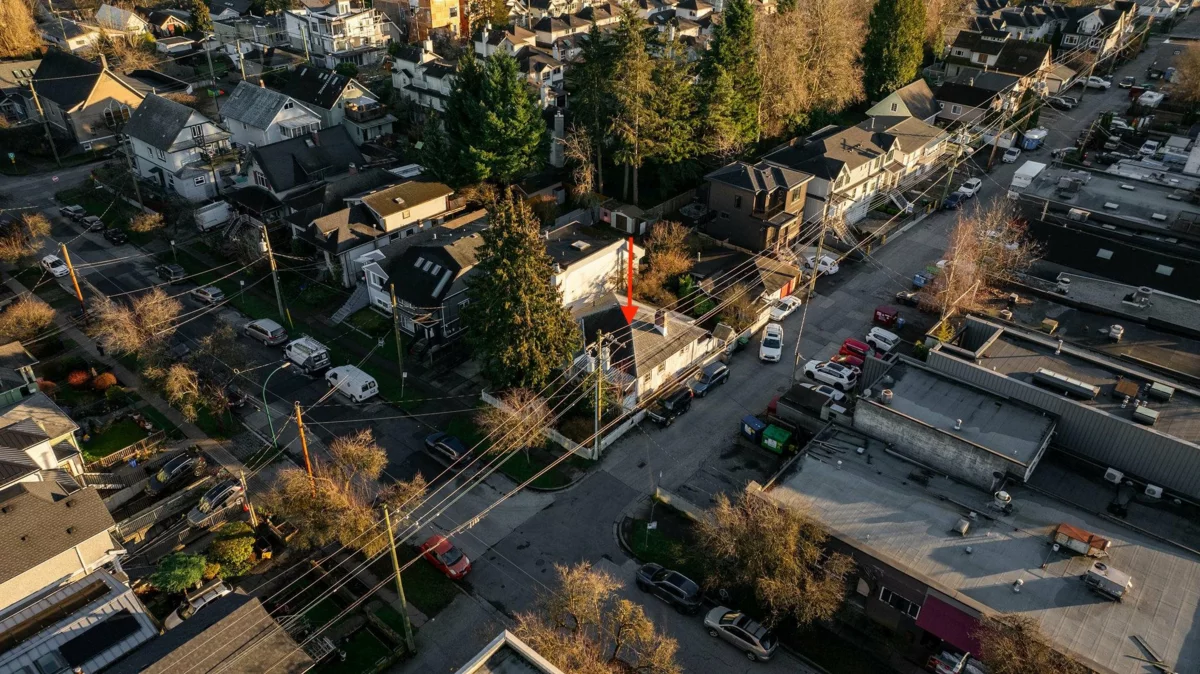 Outdoor Kitchen Photo of 228 E 26th Avenue, Vancouver, BC