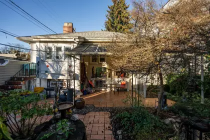 Backyard Photo of 228 E 26th Avenue, Vancouver, BC