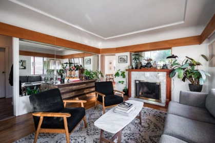 228 E 26th Avenue, Vancouver, BC, Main — 4 bed single family residence for sale