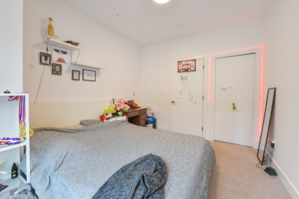 Mudroom Photo of 19 18855 72 Avenue, Surrey, BC