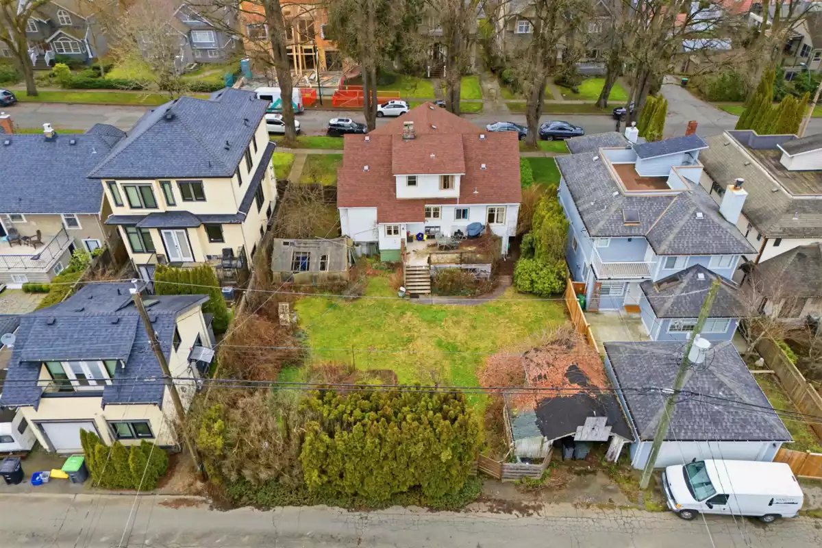 Walk-In Closet Photo of 3350 W 21st Avenue, Vancouver, BC