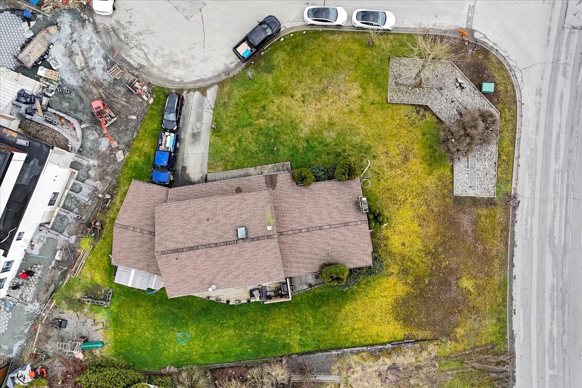 Family Room Photo of 5737 190 Street, Surrey, BC