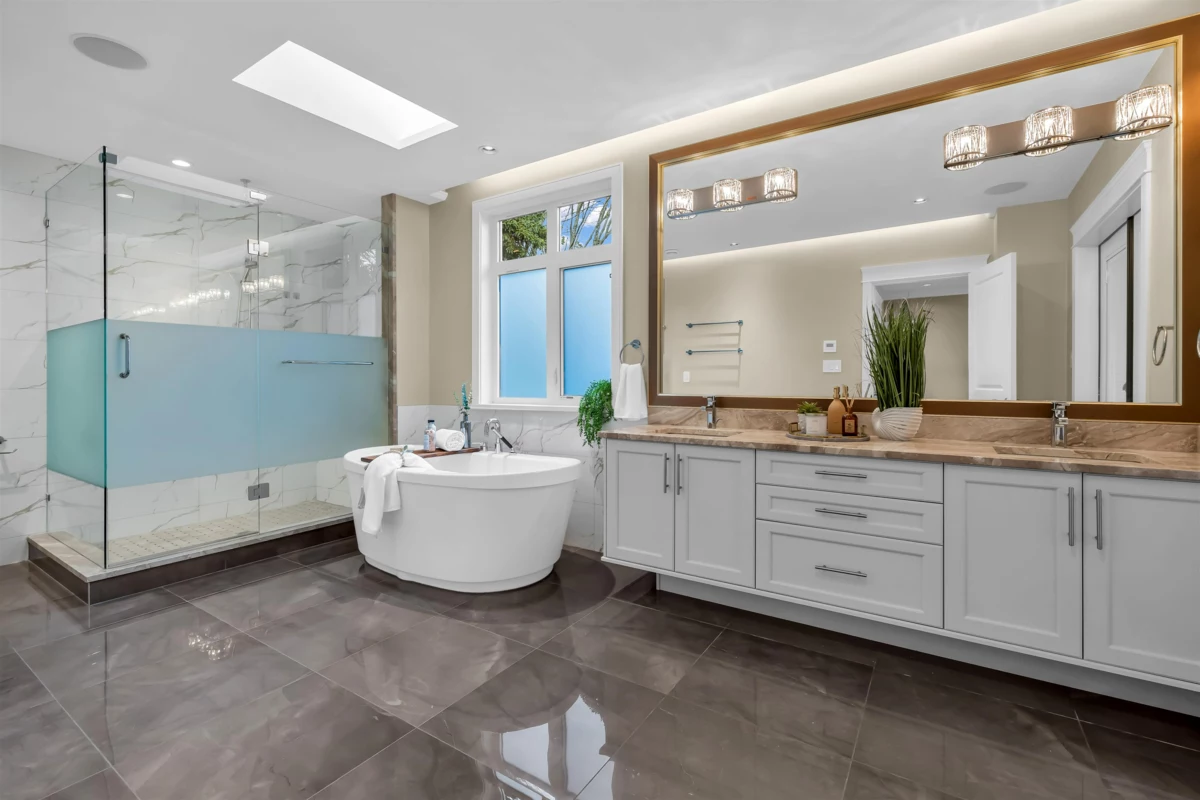 Mudroom Photo of 8168 Hunter Street, Burnaby, BC