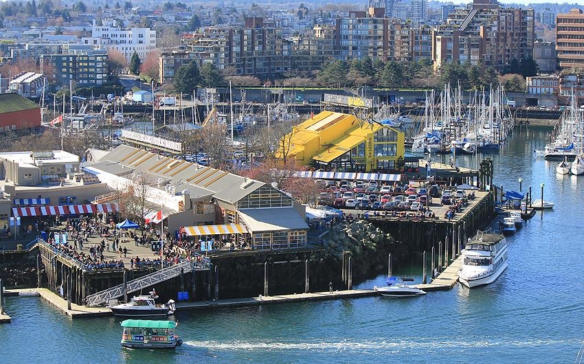 Community Amenities Photo (Clubhouse) of B3 1070 W 7th Avenue, Vancouver, BC