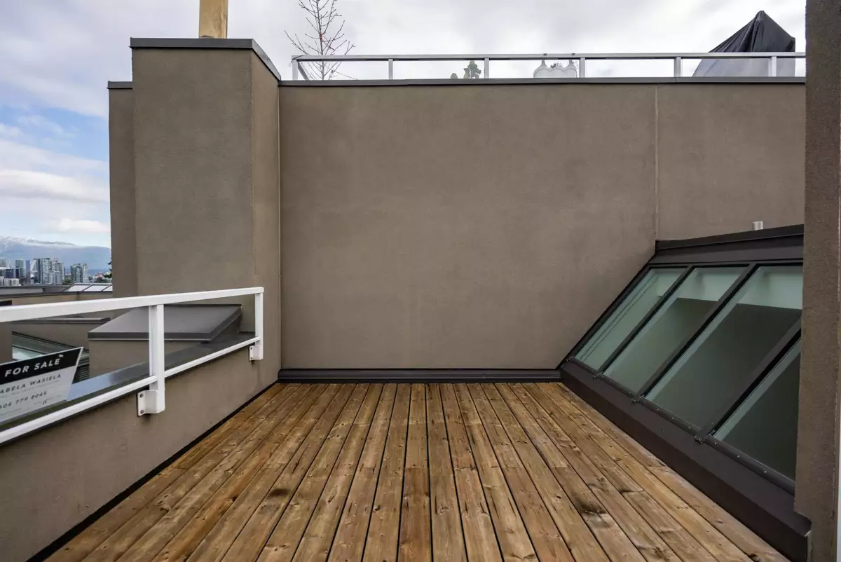 Hallway Photo of B3 1070 W 7th Avenue, Vancouver, BC