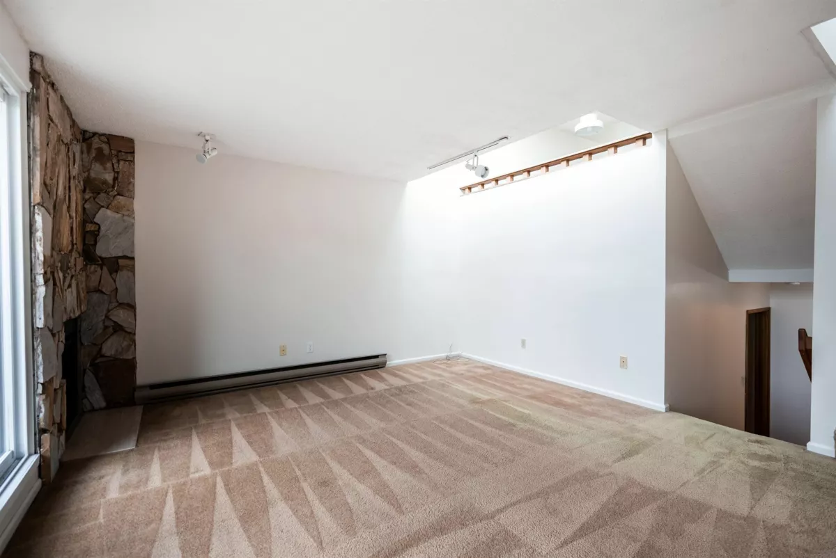 Kitchen Island Photo of B3 1070 W 7th Avenue, Vancouver, BC