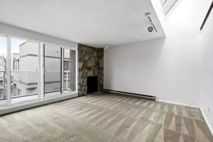 B3 1070 W 7th Avenue, Vancouver, BC