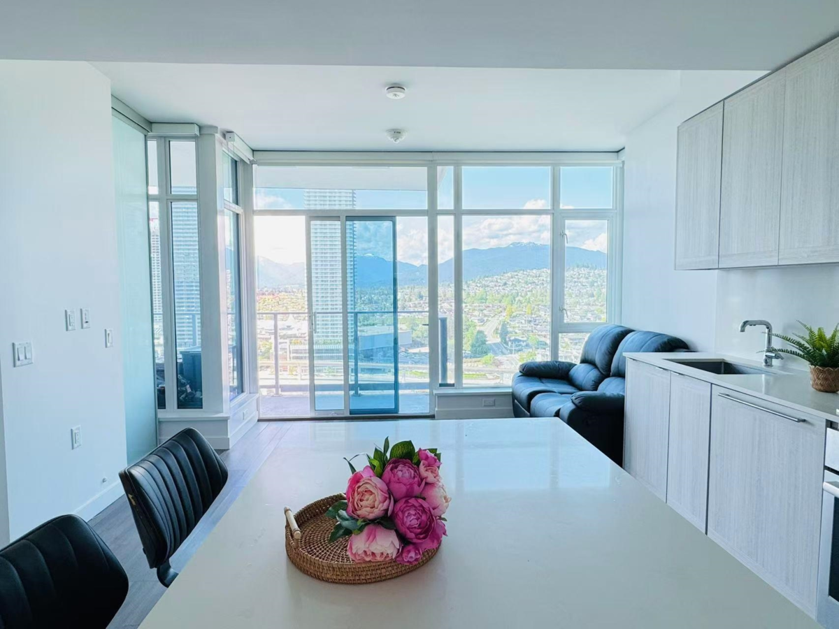 Dining Area Photo of 3006 2311 Beta Avenue, Burnaby, BC
