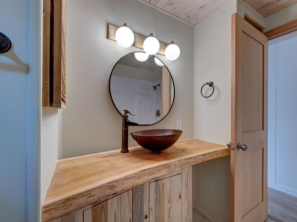 Dining Area Photo of 28 1413 Sunshine Coast Highway, Gibsons, BC