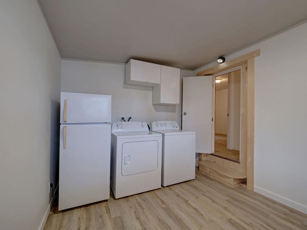 Primary Bathroom Photo of 28 1413 Sunshine Coast Highway, Gibsons, BC