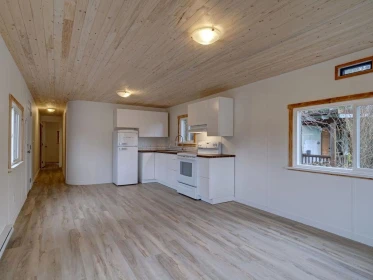 Walk-In Closet Photo of 28 1413 Sunshine Coast Highway, Gibsons, BC